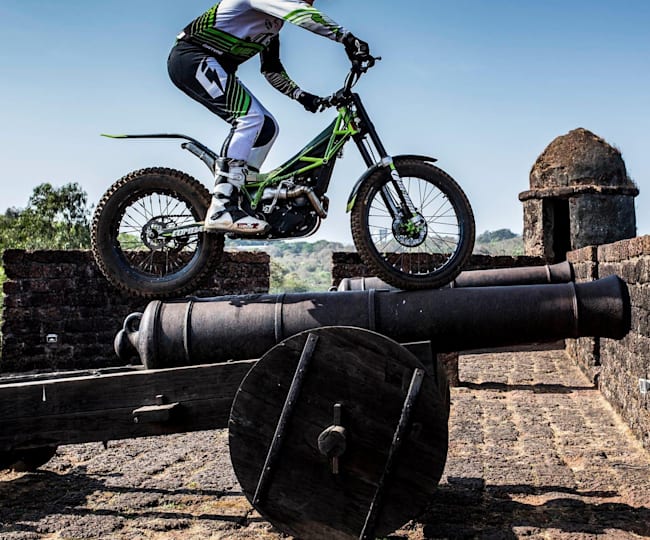 dougie lampkin trials bike