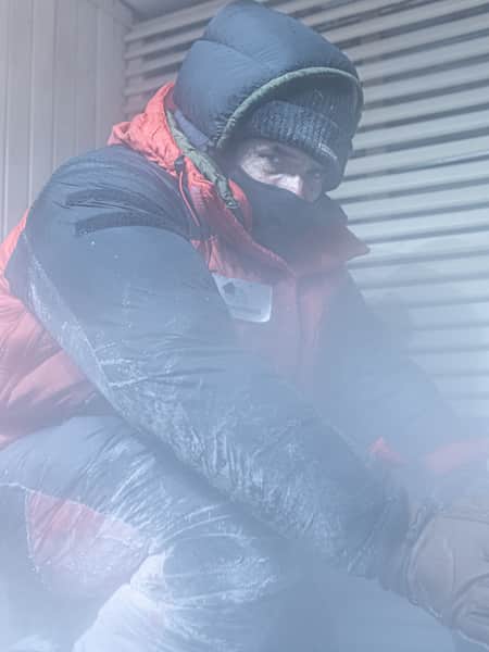 Jazda na rowerze stacjonarnym w temperaturze -165 stopni Celsjusza