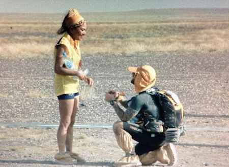 Shaun Marsden proposes to partner Susie Chan during ultra-marathon race, Marathon des Sables