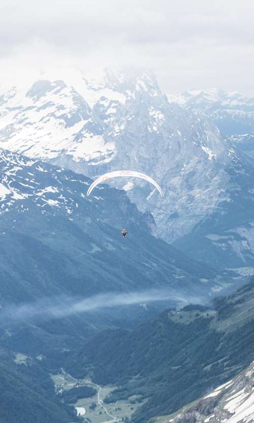 Paul Guschlbauer sichert sich zur Hälfte des Rennens den dritten Platz