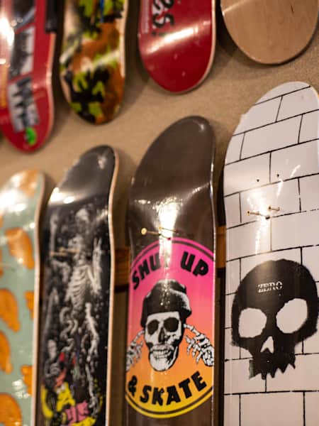 Circle skateshop cheap