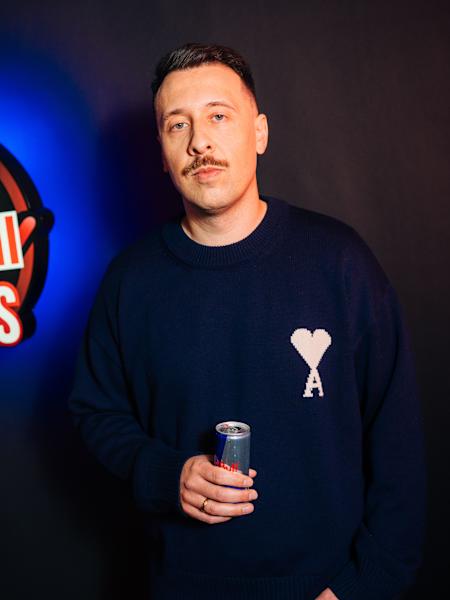 Red Bull 64 Bars: Avi