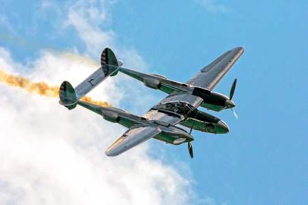 P-38 „Lightning“ Einzigartiger Jäger  mit Doppelleitwerk