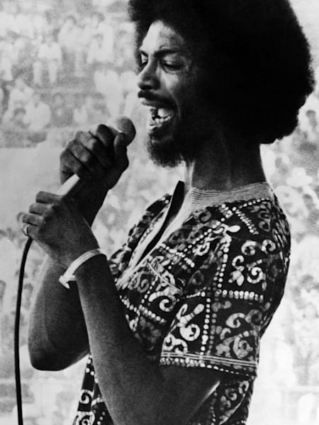 Gil Scott-Heron performing live