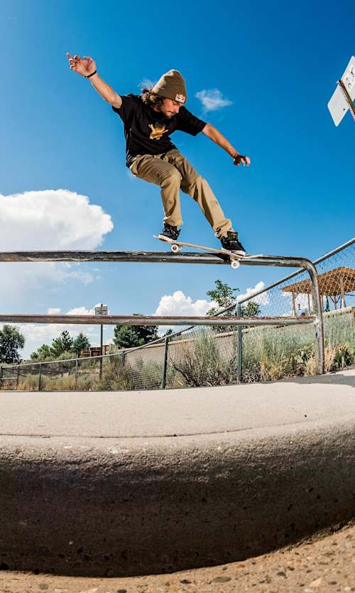 Torey Pudwill - Feeble Grind