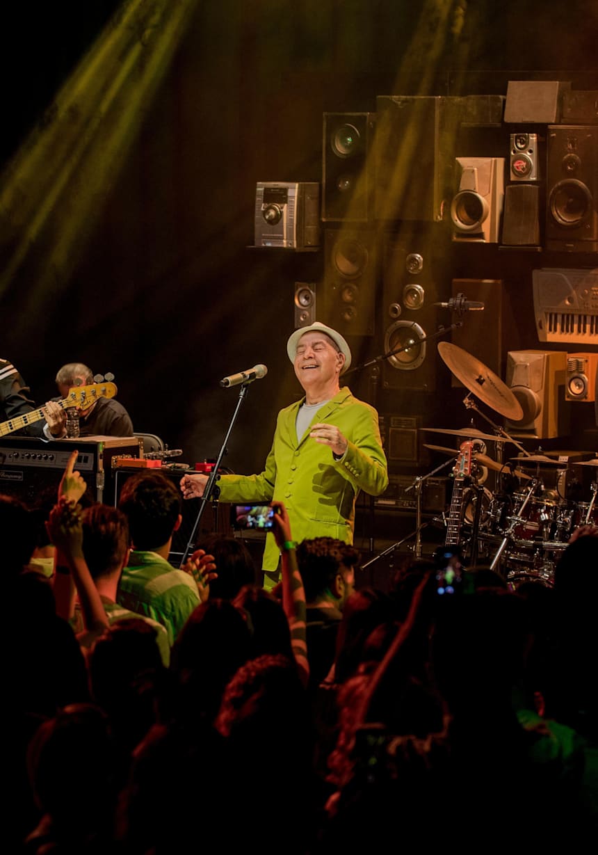 Mfo Nun Red Bull Canli Sahne Konserini Izle