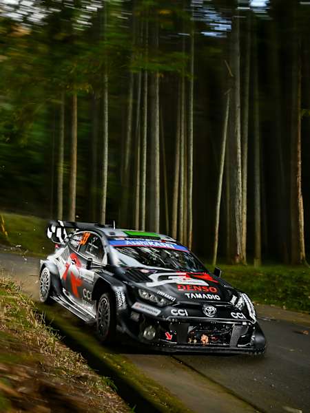 Evans closes on Ogier as title tension builds in Japan