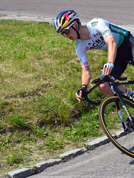 Radprofi Toni Palzer mit BORA-hansgrohe unterwegs bei der Tour of the Alps.