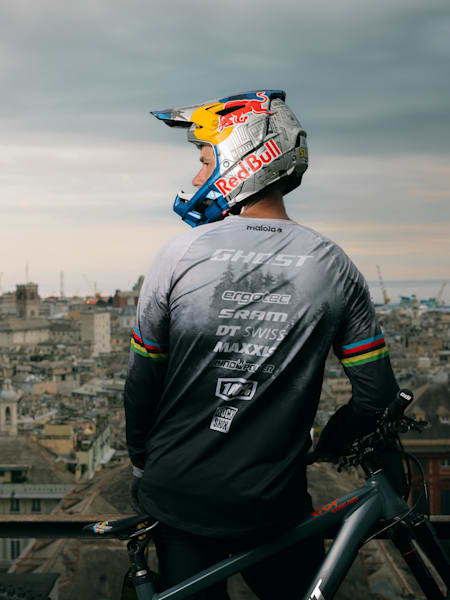 Scopri il tracciato tutto in discesa del Red Bull Cerro Abajo Genova 2024.