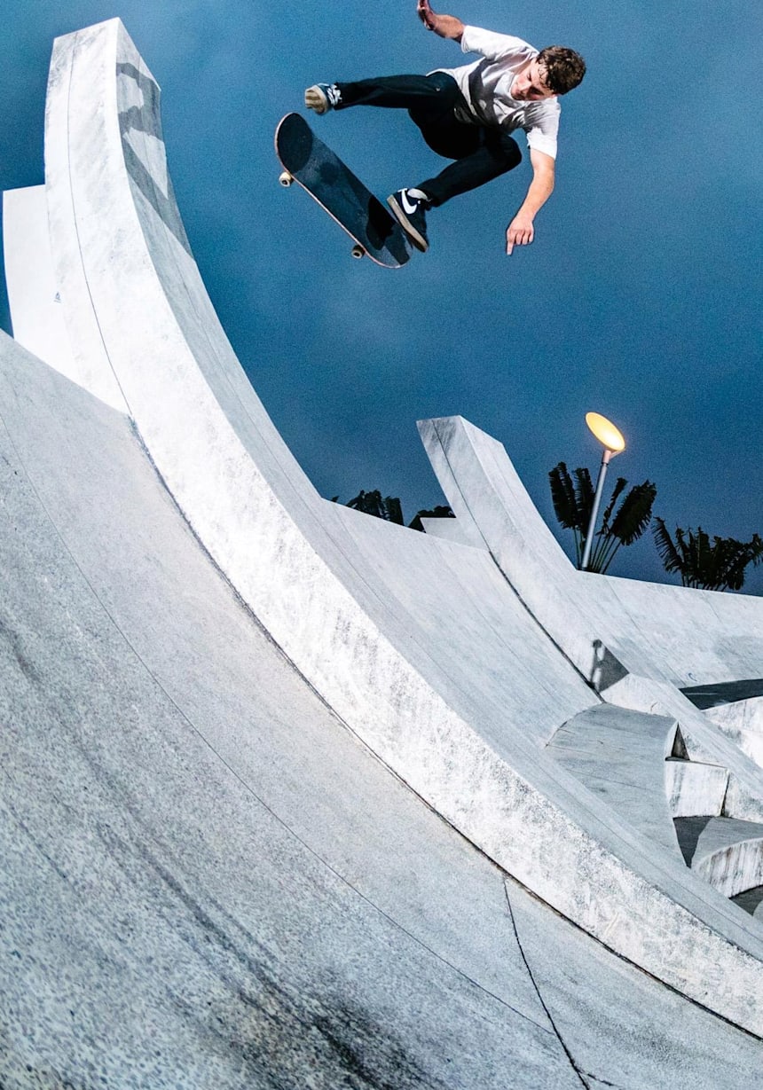 Red Bull スケートトリップ 香港 マカオ Skate Red Bull スケートトリップ 香港 マカオ Skate