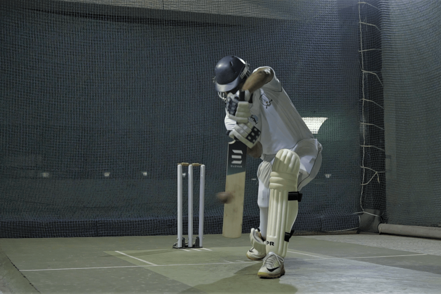 Elevar Sports Technologically Designed Cricket Bat Generally, the sports persons prefer to have a bat with more. elevar sports technologically designed