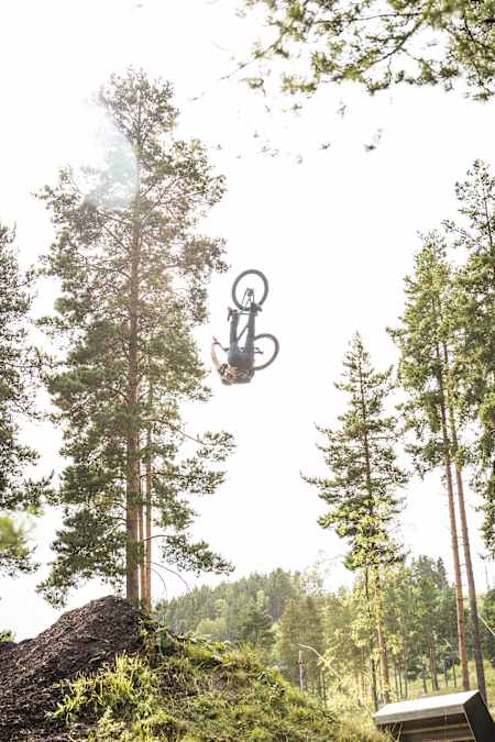 Lukas Skiöld performs at the Swedish slopestyle event Falun Jam.