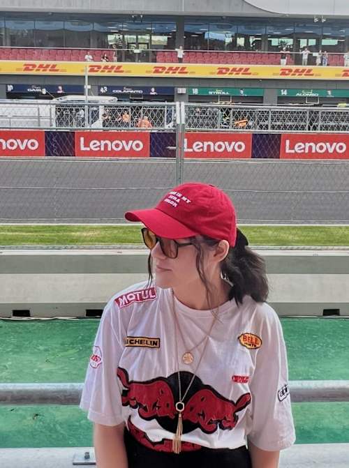 Діана Бестужева на перегонах Формули-1