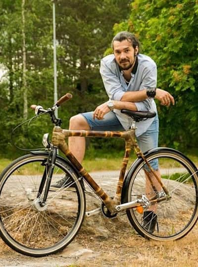 Hopeful whether Association Românul care produce biciclete din bambus