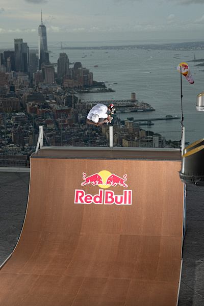 Zion Wright skates The Edge in New York