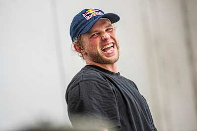 Jamie Foy was laughing it up with the judges at the Red Bull Performance camp in Vista, CA, USA, on May 2, 2021. 