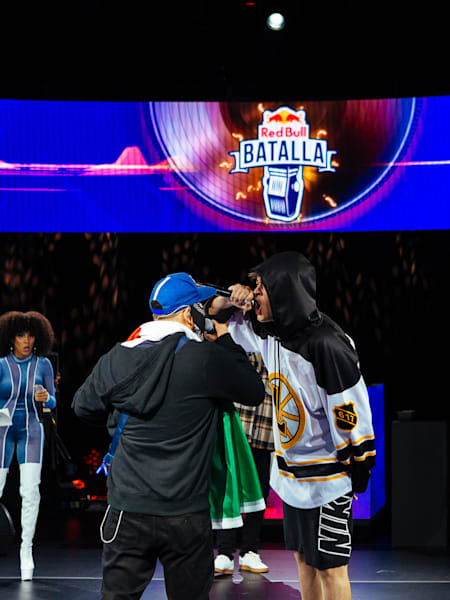Reverse and El Poeta compete at the Red Bull Batalla National Finals in LA