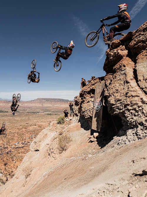 Szymon Godziek holt sich mit einem Backflip den zweiten Platz bei der Red Bull Rampage 2024.