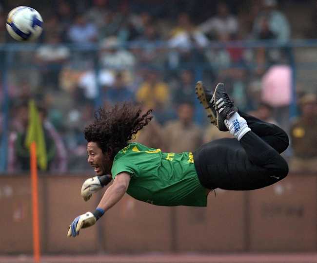 Rene Higuita Nin En Unutulmaz Hareketleri