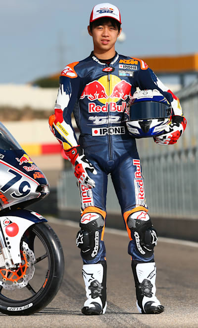 Ai Ogura - Rider Portrait in the pit lane of Aragon 2017