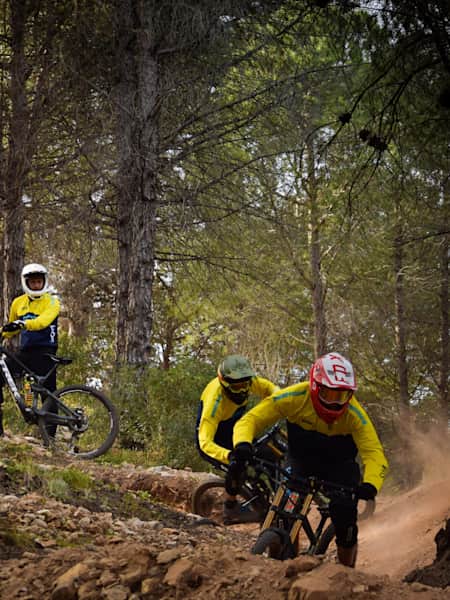 Adrian tiene d'occhio il team svedese di Downhill