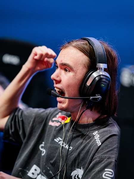 Donk (Team Spirit)