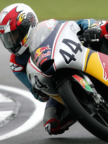 Miguel Oliveira on his way to victory in Donington 2008