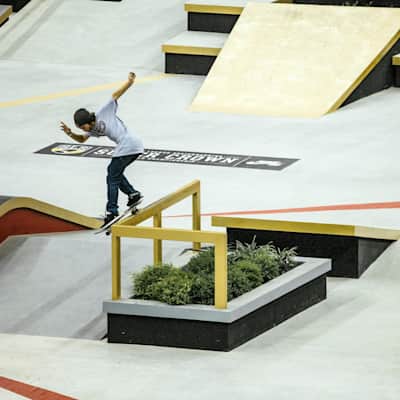Torey pudwill nike top
