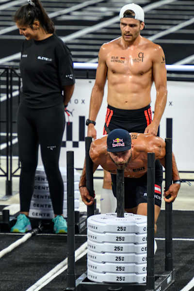 Alexander Rončević pushes the Sled Push at the HYROX World Championships