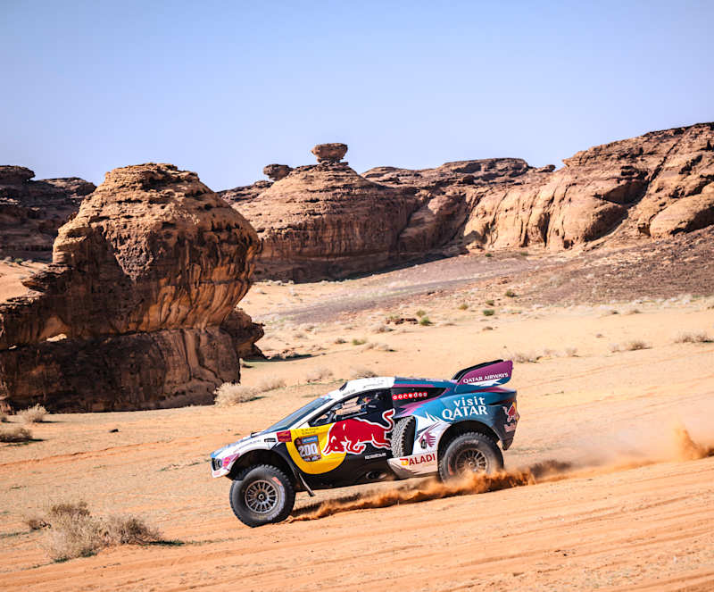出征达喀尔PEUGEOT 2008 DKR16黑武士战车猛兽出笼