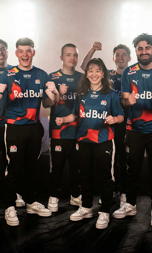 Team photo of RBLZ EA FC players.