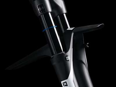 SR Suntour Axon ha doppia regolazione della compressione