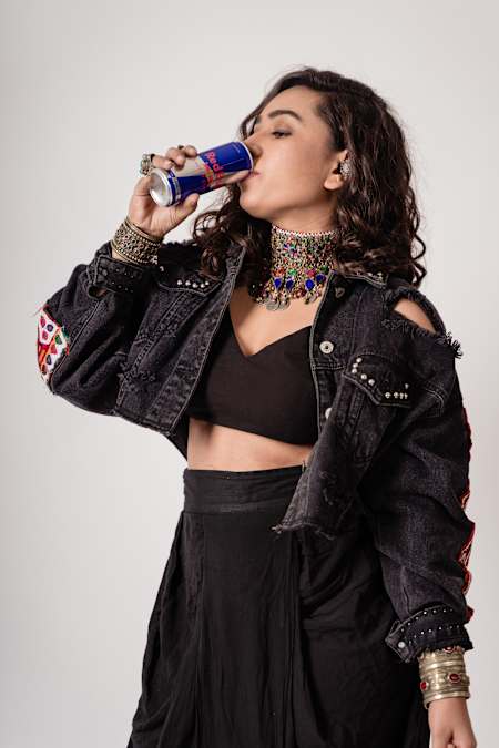 Gujarati singer Ishani Dave