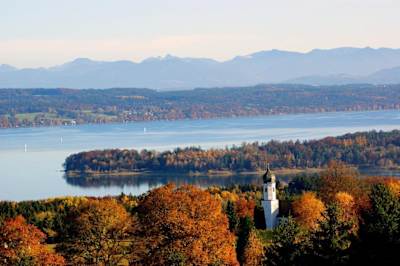 Groß, tief, schön: Der Starnberger See.