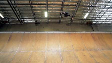 Tony Hawk landet zum ersten Mal den 900. 