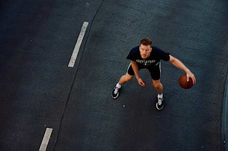 Dauerläufer: Pöltl steht mittlerweile 29 Minuten pro Spiel auf dem Feld.