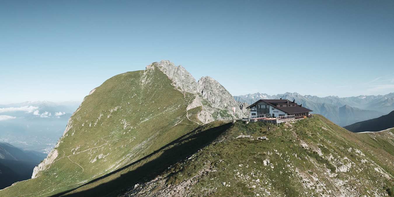 Red bull x alps 2025 The Turnpoint is located next to the paragliding hotspot Kuhleitenhütte