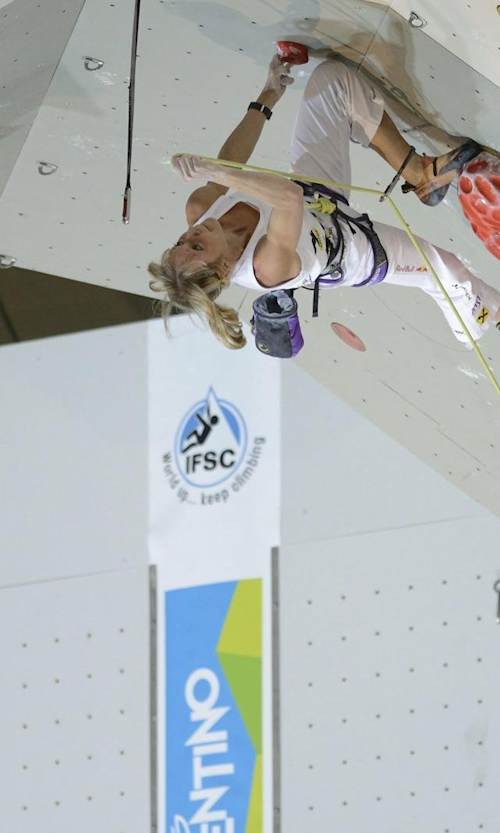 Angela Eiter holt am 2. September 2012 in Arco, Italien, ihren sechsten Rockmaster-Titel.