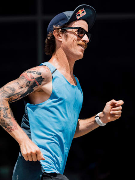 Ultra-Runner Flo Neuschwander beim Laufen.