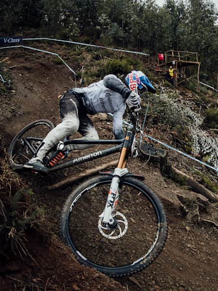 uci downhill calendar 2020