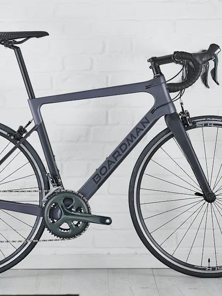 Le Boardman-SLR8.9 fait partie des meilleurs vélos de route pas chers.