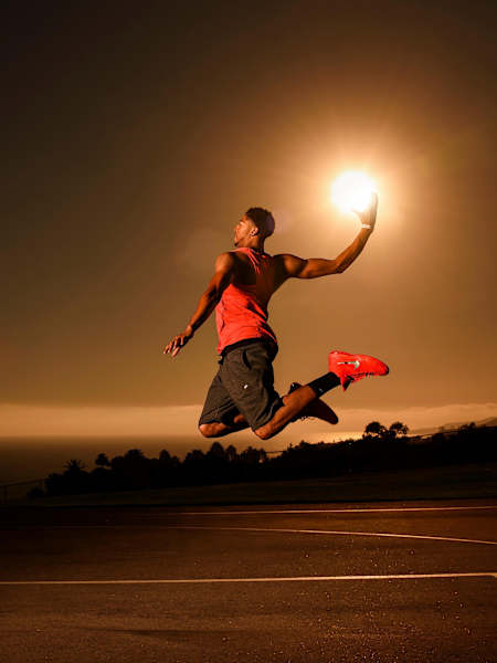 Anthony Davis Dunks The Sun