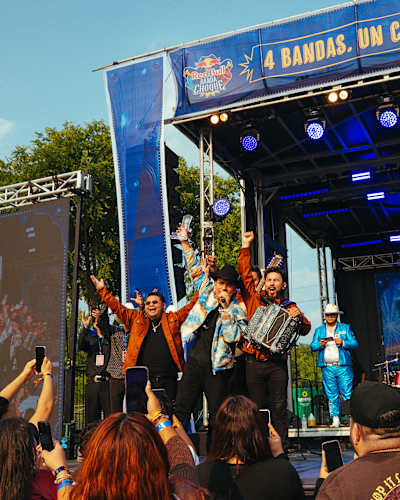 Neto Becerra accepts the 2026 Banda Choque title 