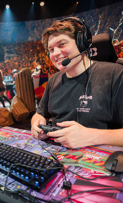 Team captain Noway4u.