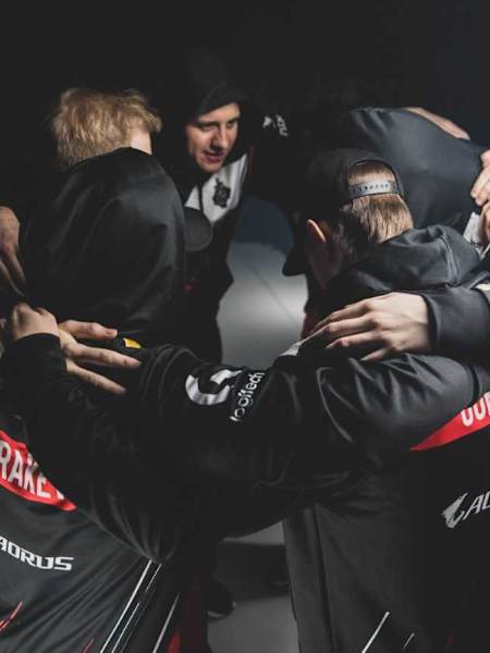 G2 players huddle before a qualifying match at the 2020 Six Invitational in Montreal, Canada.