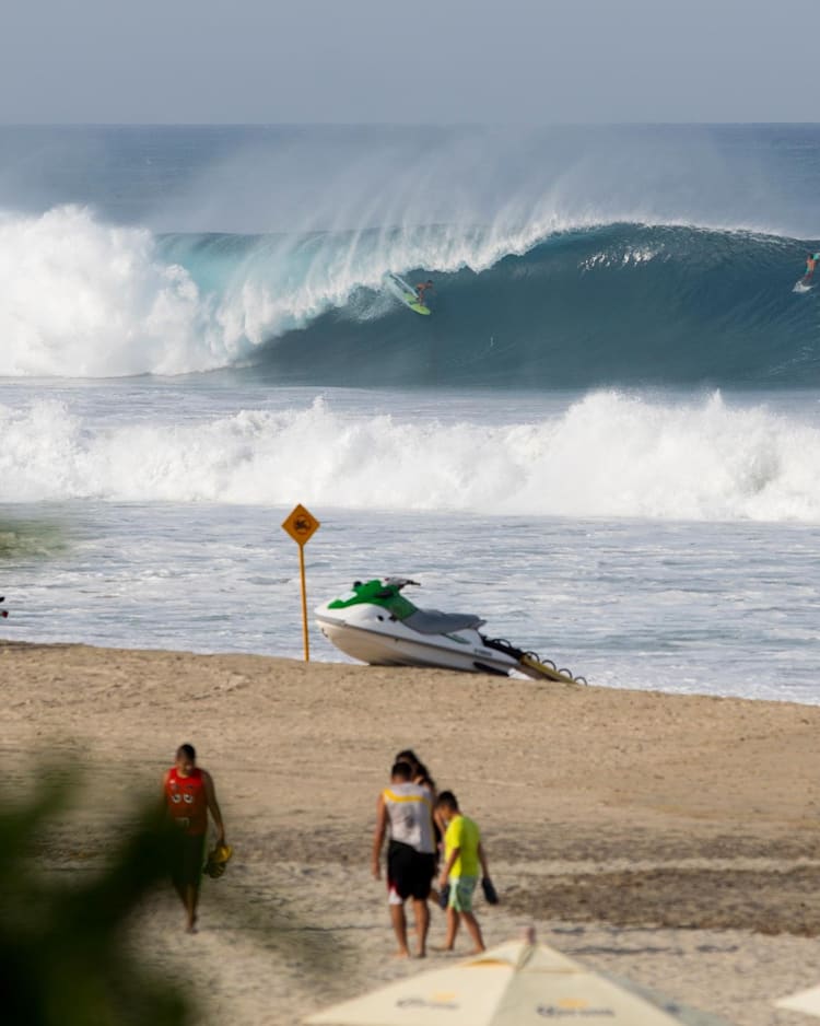 Sessions The Show Goes And Goes On At Puerto Escondido