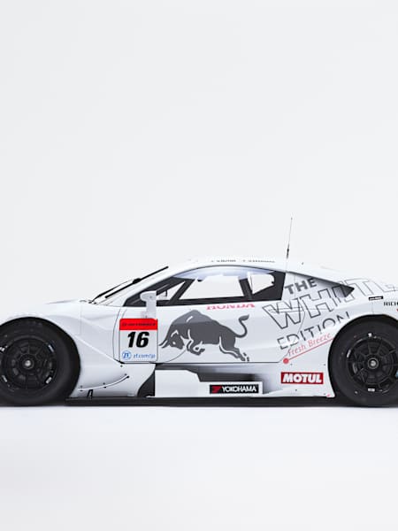 1/10 ホンダNSX-GT レッドブルホワイトエディション 初公開】白いレッドブル×TEAM MUGEN NSX、フォトギャラリー《SUPER GT》