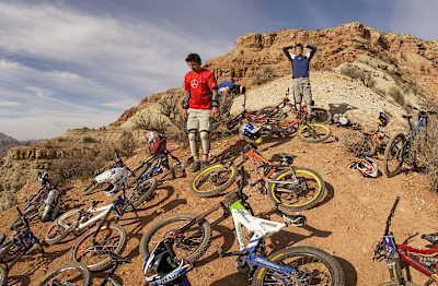 A wide array of unique suspension designs & technology that was cutting edge at the time. Many of the brands & products visible in the early years are no longer seen at modern Rampage events.