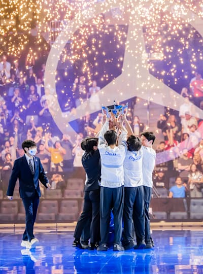 DRX celebrates their victory with a trophy lift at the League of Legends World Championship Finals on November 5, 2022 in San Francisco, CA.