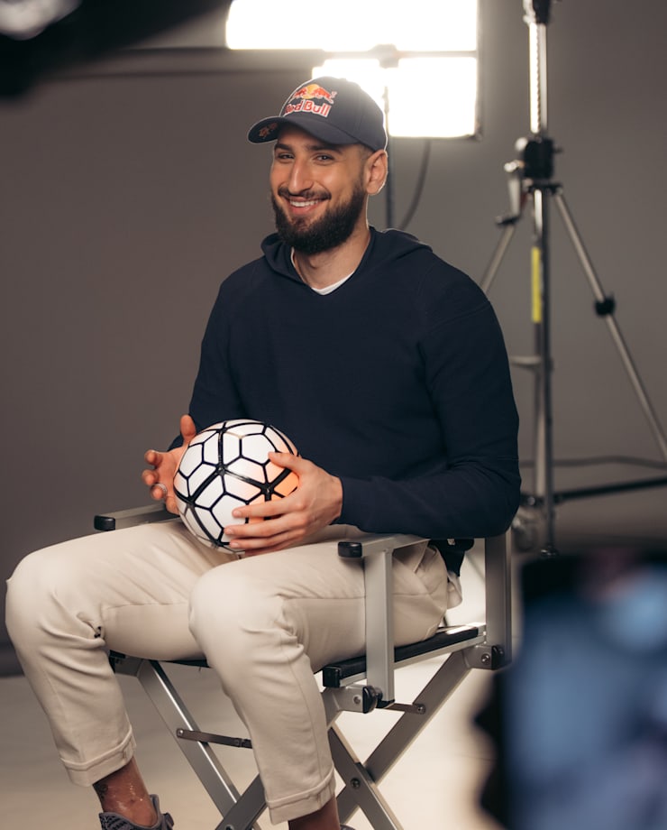 ジャンルイジ ドンナルンマ サッカー選手 レッドブル アスリート プロフィール